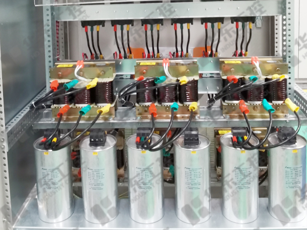 電容補償柜細節